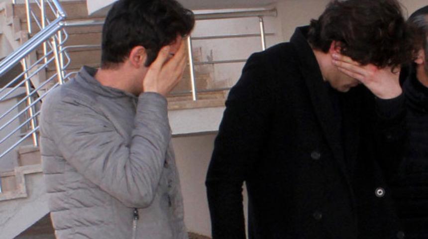 Karaman'da iğrenç olay! Sosyal medyada tanıştıkları erkekleri aparta çağırıp...