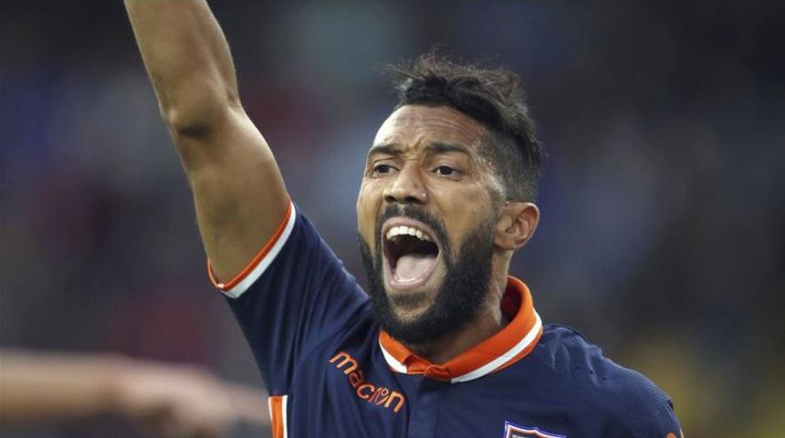 Başakşehir'den Gael Clichy açıklaması!