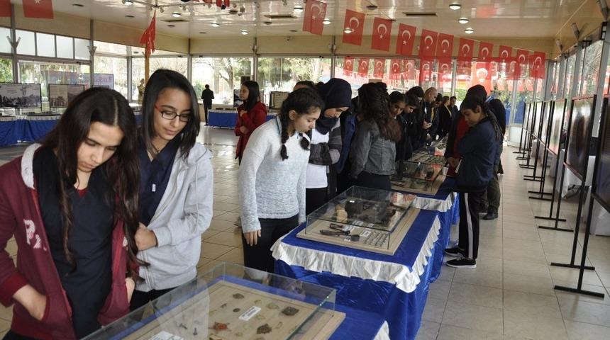 D&ouml;rtyol&rsquo;da "&Ccedil;anakkale Savaşları Gezici M&uuml;ze Sergisi" a&ccedil;ıldı
