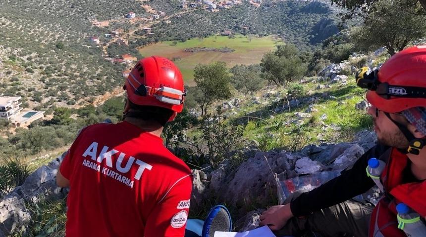 AKUT&rsquo;tan g&ouml;n&uuml;ll&uuml;lere eğitim