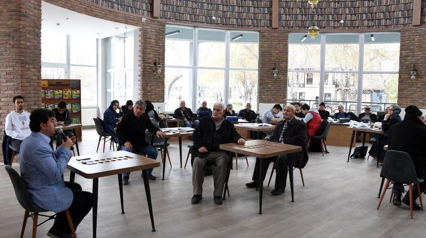 Millet Kıraathanesi kültür hayatına katkı sağlıyor