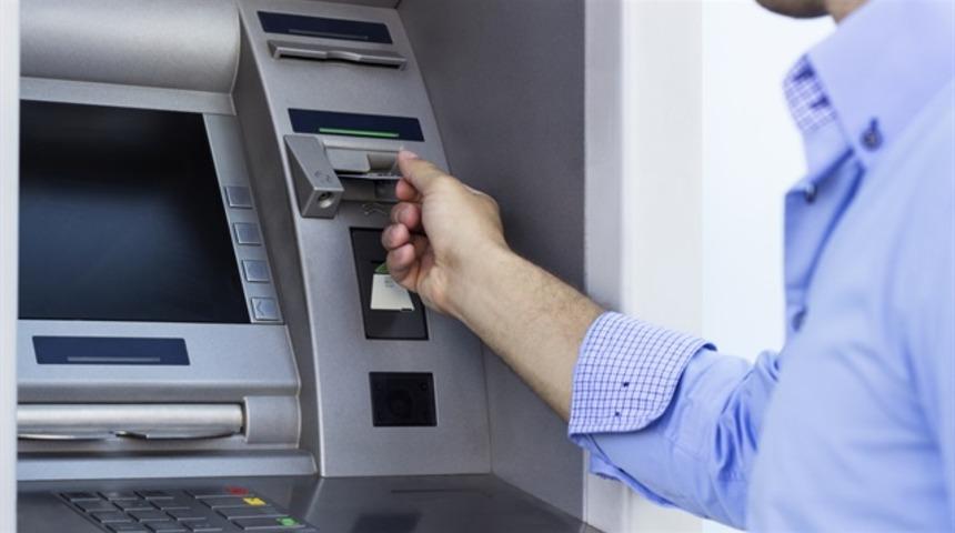 Herkesi ilgilendiren haber! Yeni kimlikle ATM’den para çekilebilecek