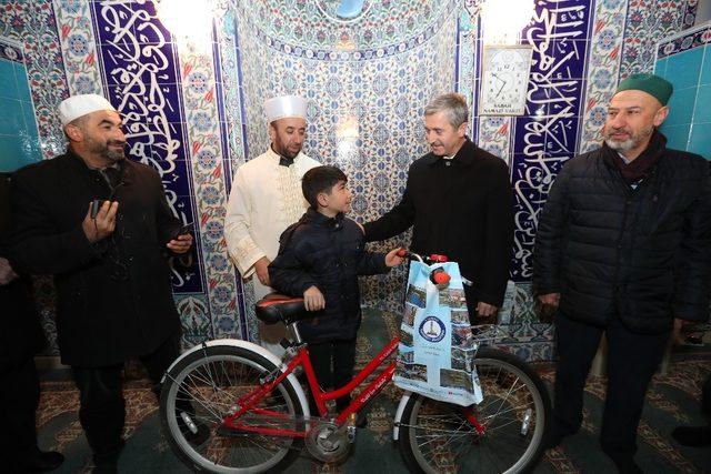 “Haydi Çocuklar Camiye” projesiyle çocuklar ödüllendirildi