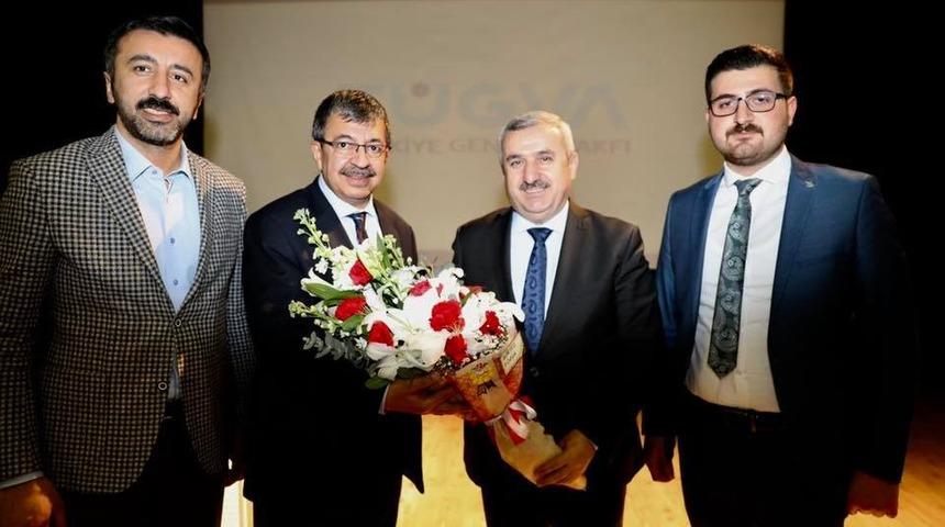 Araştırmacı Yazar Hayati İnan&ccedil; K&ouml;rfezliler&rsquo;le buluştu