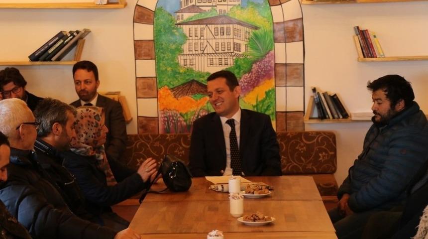 Halk G&uuml;n&uuml;ne Millet Kıraathanesi ev sahipliği yaptı