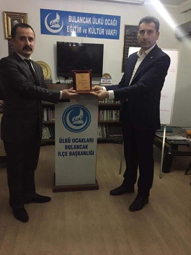 AK Parti Piraziz Belediye Başkanı Uğur Melikoğlu: 