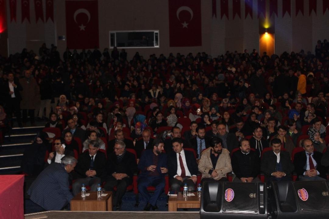 Erzurum&rsquo;da &lsquo;Bir Bilenle Bilge Nesil&rsquo; yazar &ouml;ğrenci buluşmaları