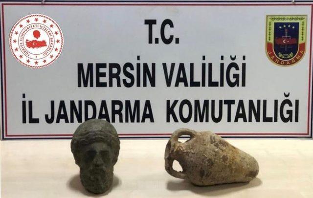 Hayvan hırsızları jandarmadan kaçamadı