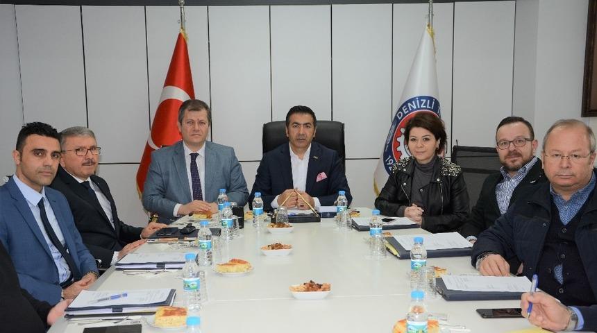 Işık, işverenlere &lsquo;Kısa &Ccedil;alışma &Ouml;deneği&rsquo; anlattı