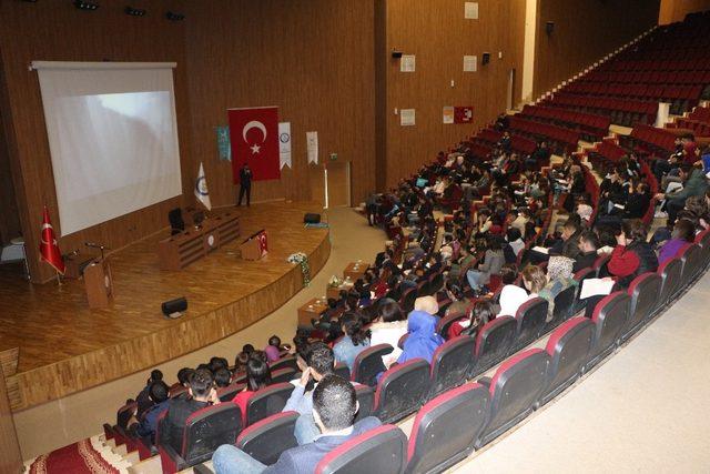 Şırnak’ta Genç Türkiye Kongresi Çalıştayı düzenlendi