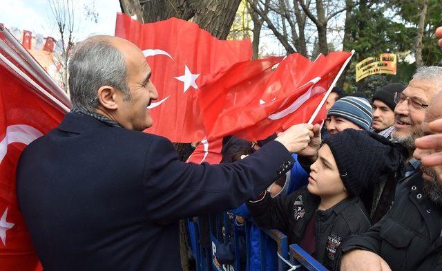 12 Şubat’ın anısına 12 bin Türk Bayrağı