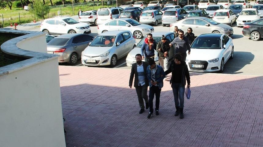 İ&ccedil; &ccedil;amaşırından uyuşturucu &ccedil;ıktı