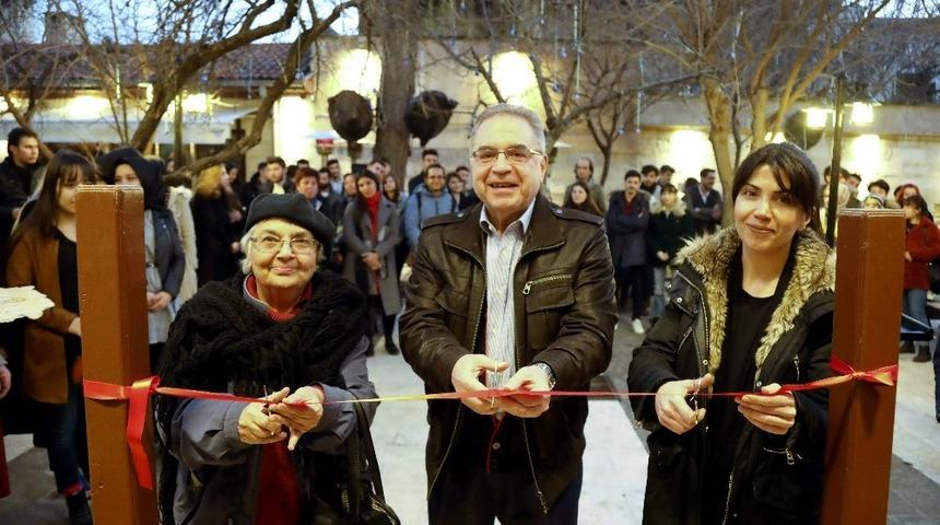 GA&Uuml;N resim b&ouml;l&uuml;m&uuml; &ouml;ğrencileri &ccedil;alışmalarını sergiledi