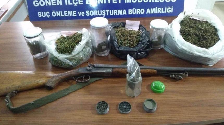 G&ouml;nen&rsquo;de uyuşturucu operasyonu