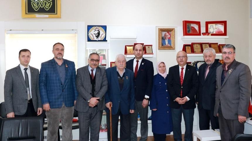 Şehit aileleri ve gazilerden Başkan &Ccedil;oban&rsquo;a b&uuml;y&uuml;k vefa