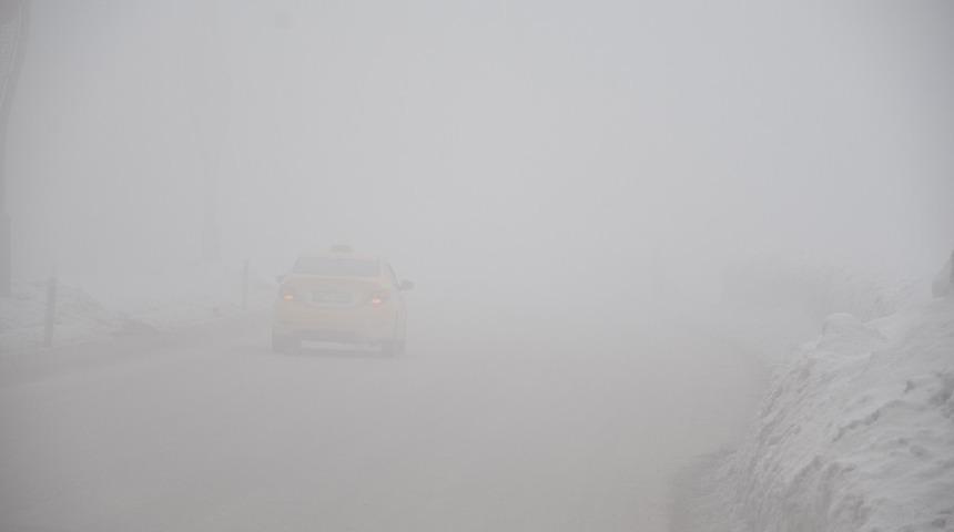 Yüksekova’da yoğun sis