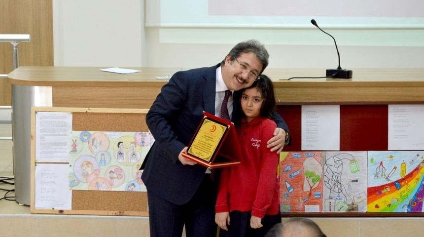 72. &ldquo;Verem Eğitimi ve Farkındalık Haftası&rdquo; Şiir Kompozisyon ve Resim Yarışması &Ouml;d&uuml;l T&ouml;reni