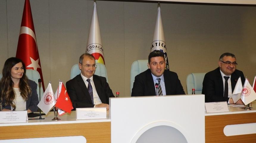 Manisa TSO&rsquo;da ihracatta devlet destekleri anlatıldı