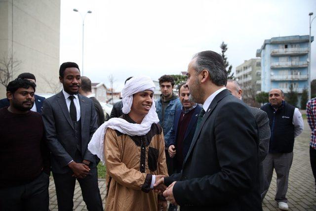 İsmini sorduğu genç öyle bir cevap verdi ki, başkan hayretler içinde kaldı