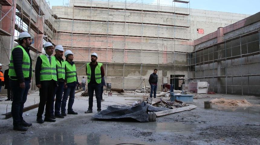 Demirkol b&ouml;lgenin en b&uuml;y&uuml;k kompleksinde incelemelerde bulundu