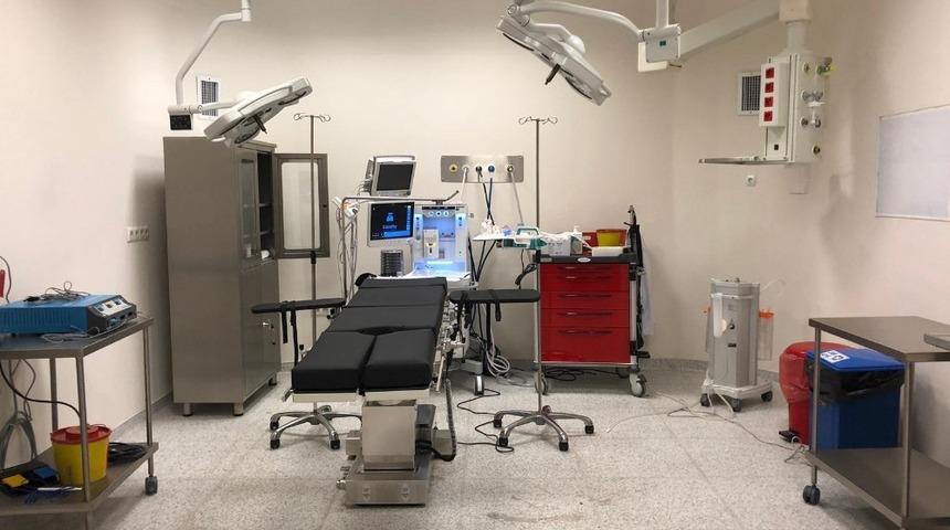 T&uuml;rkoğlu Devlet Hastanesi&rsquo;nde ilk ameliyat başarıyla yapıldı