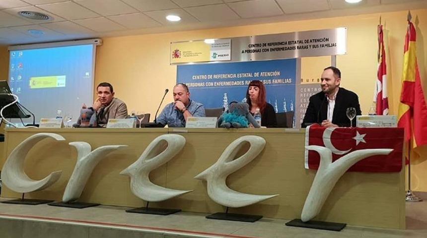 Yüzümle Mutluyum Derneği İspanya’ da