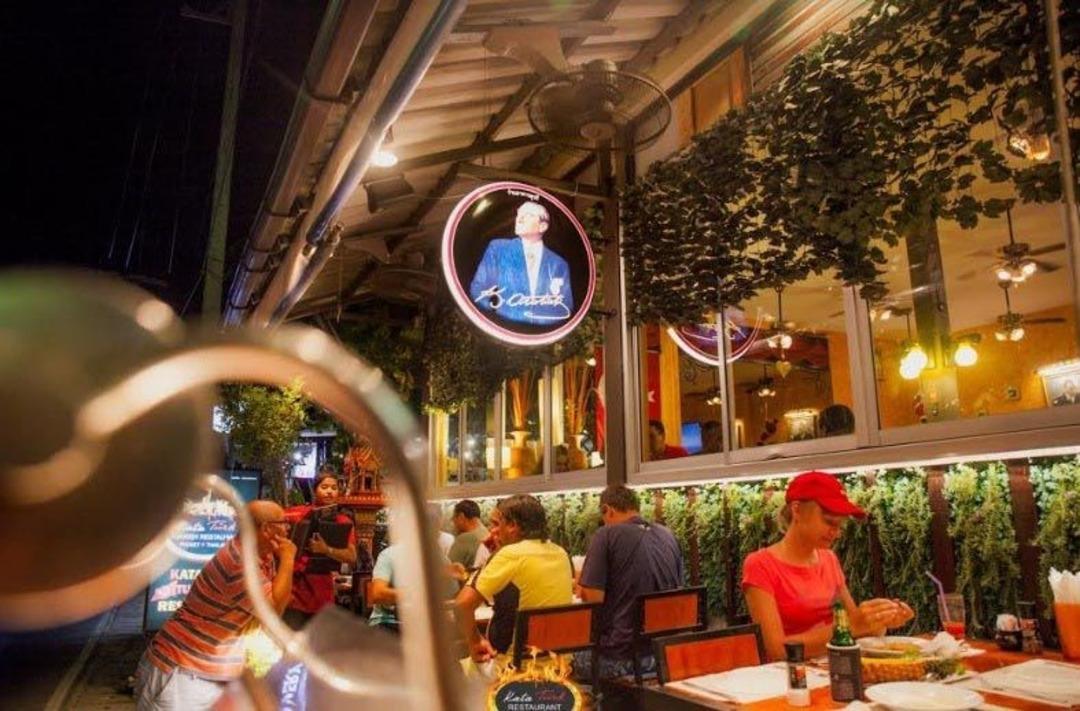 12 bin kilometre uzakta Tayland'da Atat&uuml;rk sevgisini yaşatıyorlar 