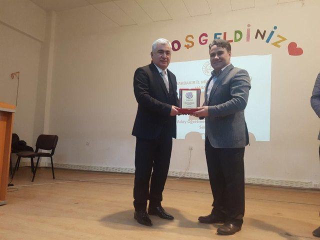 Aslan, Bismil&rsquo;de aday &ouml;ğretmen seminerine katıldı 1