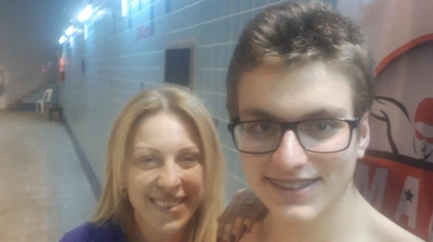 Marmarisli y&uuml;z&uuml;c&uuml; hedefine emin adımlarla ilerliyor