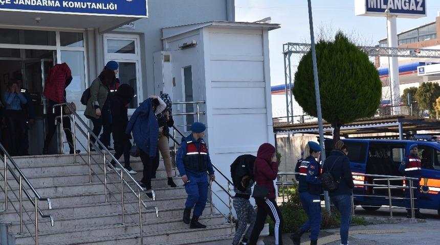 Yalova jandarmasından fuhuş operasyonu