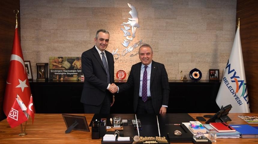 Başkan Adayı B&ouml;cek, Semih Esen&rsquo;i ağırladı