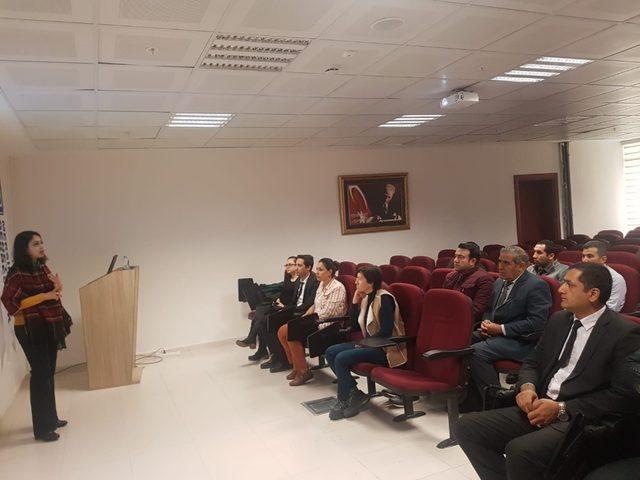 Mersin’de ’kadına yönelik şiddetle mücadele’ semineri