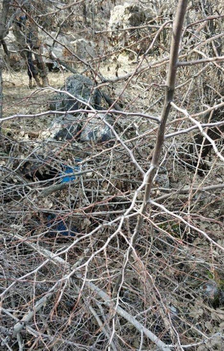 Teröristlerin sığınakları imha edildi  G5