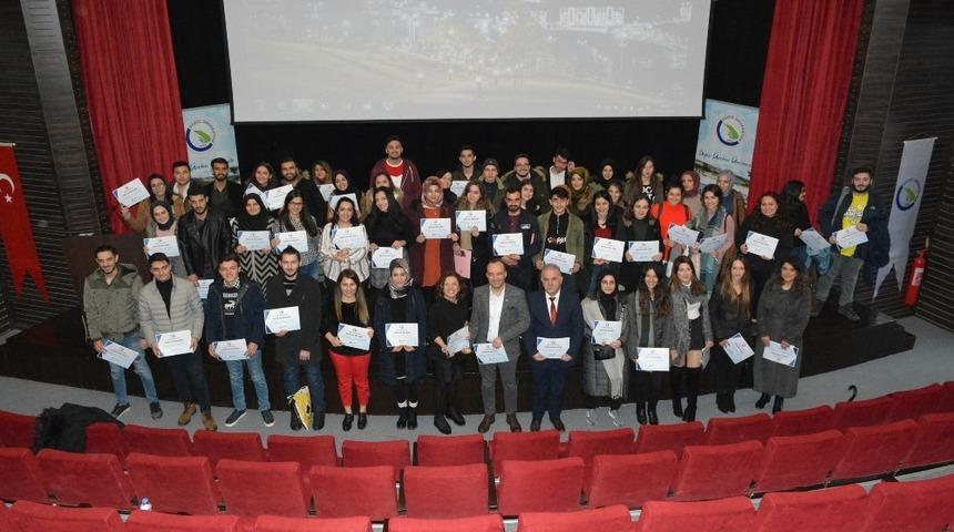 A&ccedil;ık ders uygulamasında bağımlılıklarımız konuşuldu