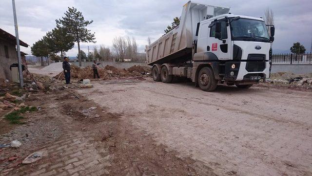 Aslanapa’da altyapı çalışmaları aralıksız devam ediyor