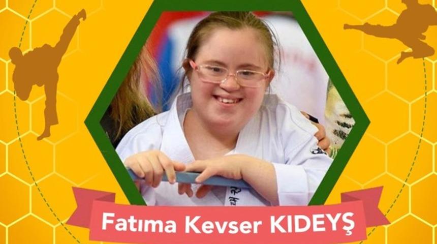 Hepimizi gururlandırdı! 13 yaşındaki Down Sendromlu Kevser Dünya Şampiyonu olarak göğsümüzü kabarttı