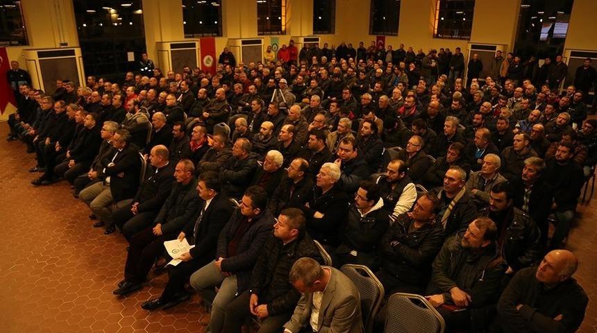 Taksi şof&ouml;rlerine trafik adabı anlatıldı