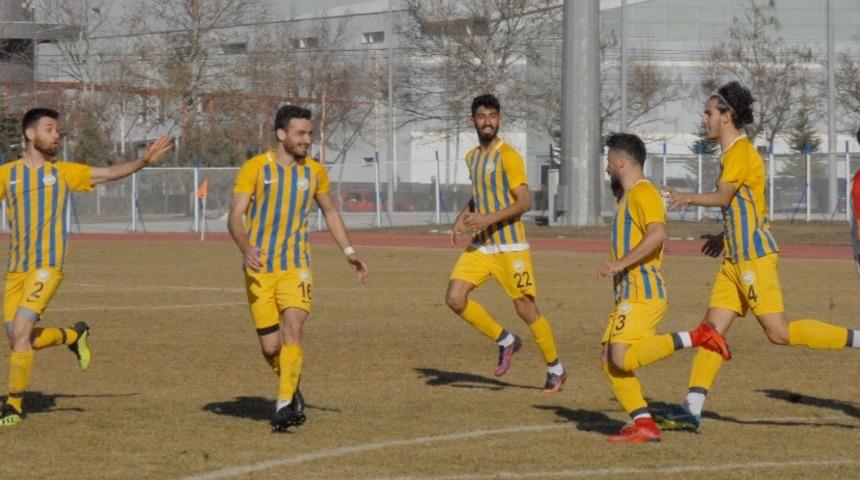 Talasg&uuml;c&uuml; Belediyespor 1 haftalık aradan sonra yeniden lige d&ouml;n&uuml;yor