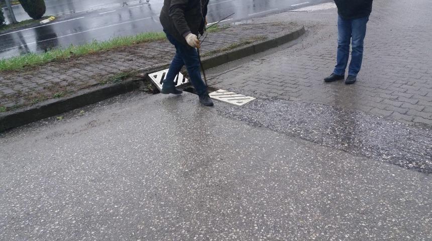 Hırsızların hedefi rögar kapakları