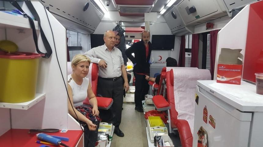 D&uuml;zce Barosu, kan ve k&ouml;k h&uuml;cre bağışı i&ccedil;in kampanya d&uuml;zenledi