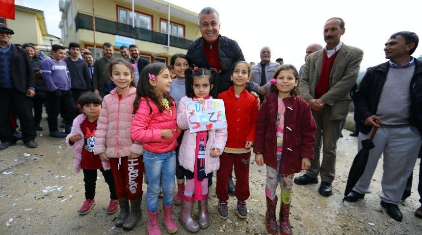 S&ouml;zen&rsquo;den &lsquo;Halkla Buluşma Gezileri&rsquo;