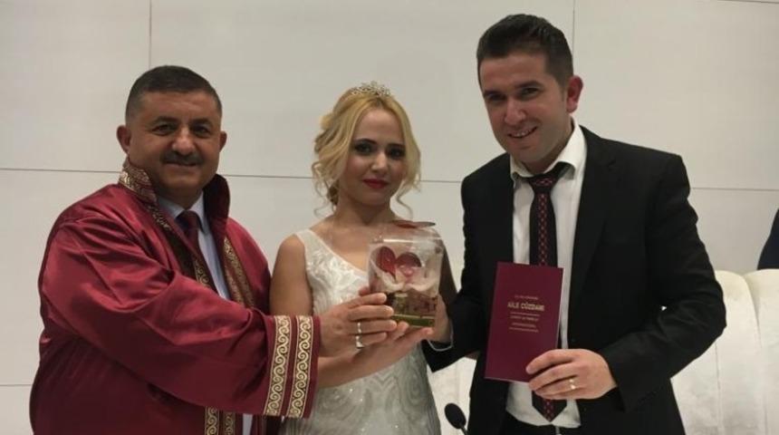 Kepez&rsquo;de 52 &ccedil;ift, 14 Şubatta evlendi