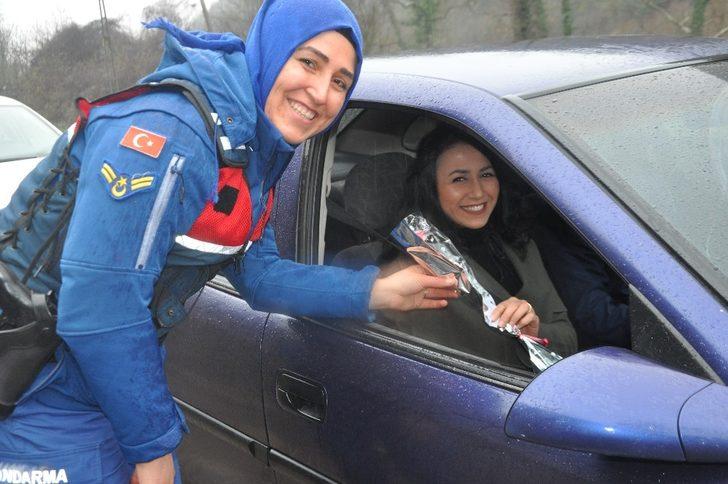 Jandarmadan sevgililer günü sürprizi G2