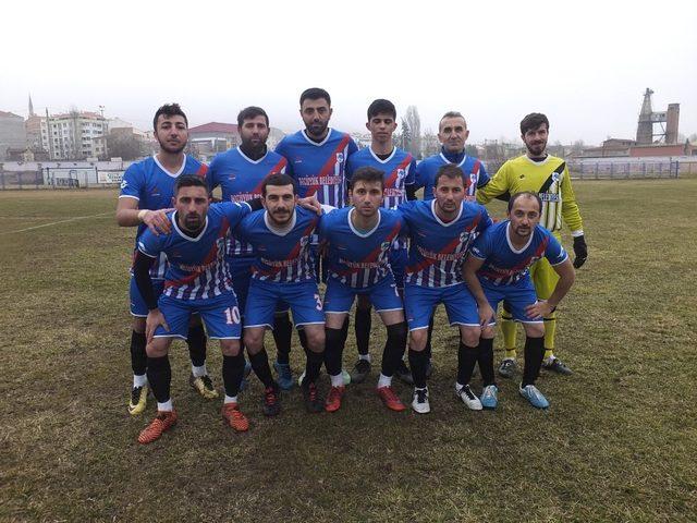 Bilecikspor deplasmanda rahat kazandı