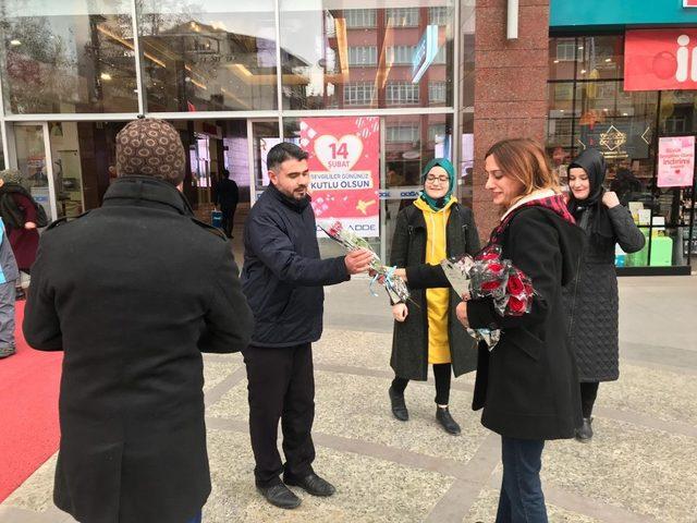 Doğa Cadde’den sevgililer günü jesti