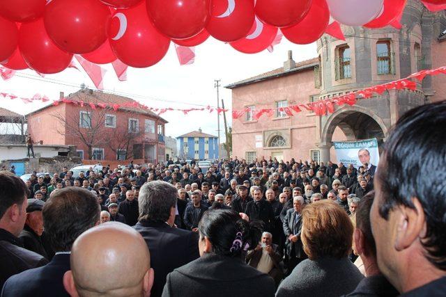 Ataş, Tomarza’da konuştu: “4 yılın sonunda elinizi vicdanınıza koyun. Artık değişimin gelip, gelmediğine siz karar verin”