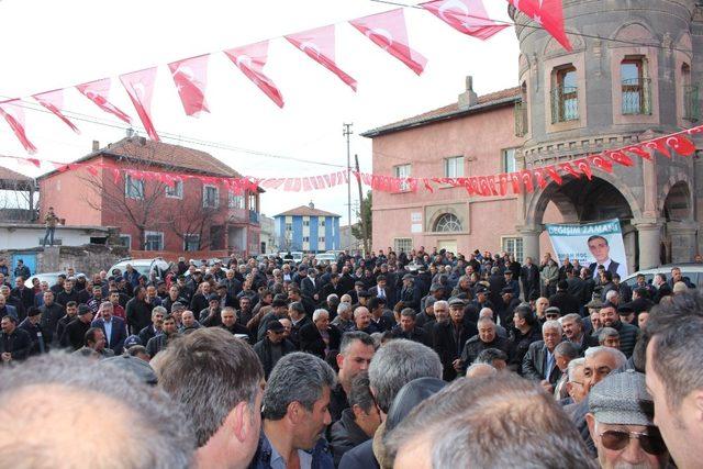 Ataş, Tomarza’da konuştu: “4 yılın sonunda elinizi vicdanınıza koyun. Artık değişimin gelip, gelmediğine siz karar verin”