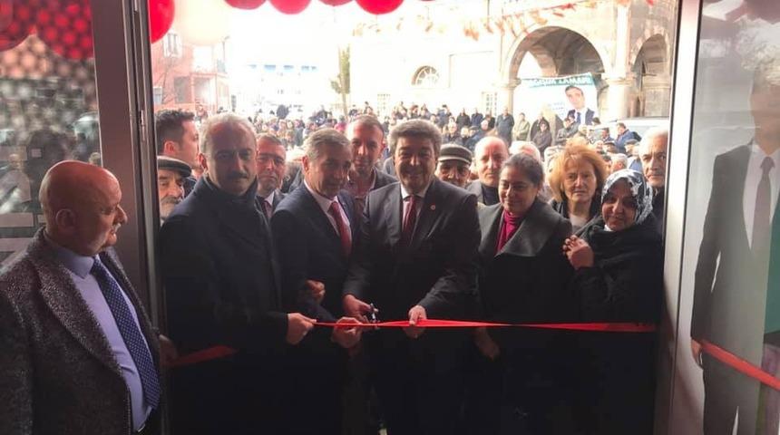 Ataş, Tomarza&rsquo;da konuştu: &ldquo;4 yılın sonunda elinizi vicdanınıza koyun. Artık değişimin gelip, gelmediğine siz karar verin&rdquo;