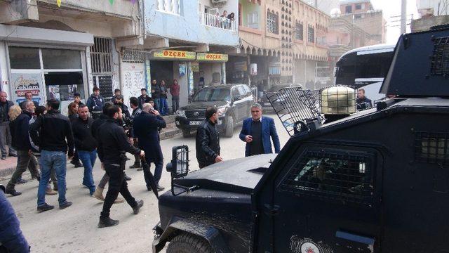 Polis HDP’li milletvekillerin yürüyüşüne izin vermedi