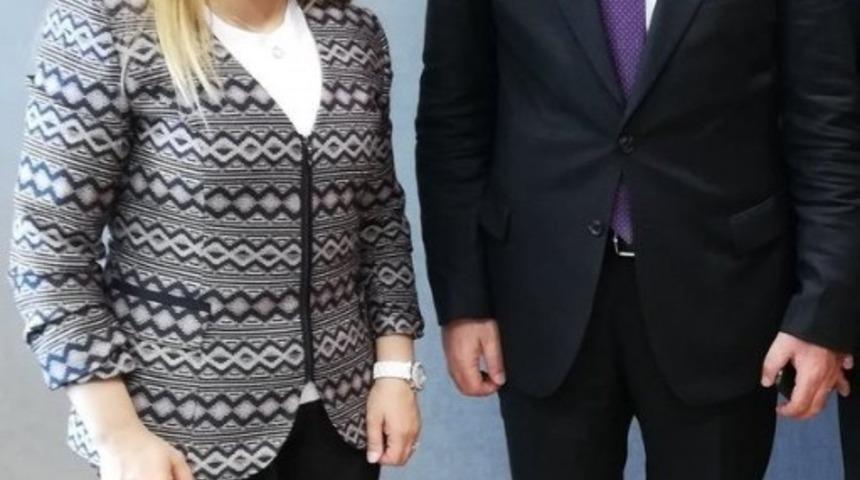 Mali m&uuml;şavirlere yeşil pasaport i&ccedil;in kanun teklifi